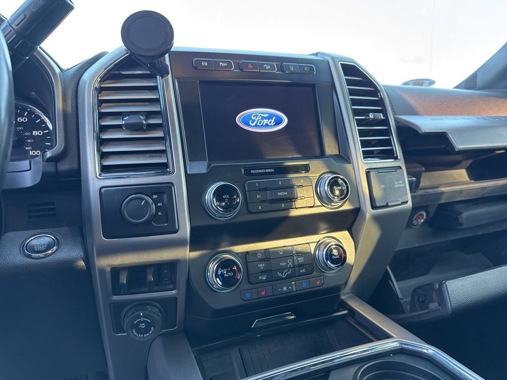 Certified 2021 Ford F450 Platinum w/ FX4 Off-Road Package image 15