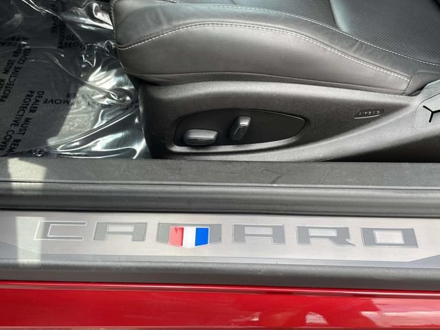 Used 2018 Chevrolet Camaro LT RWD image 15