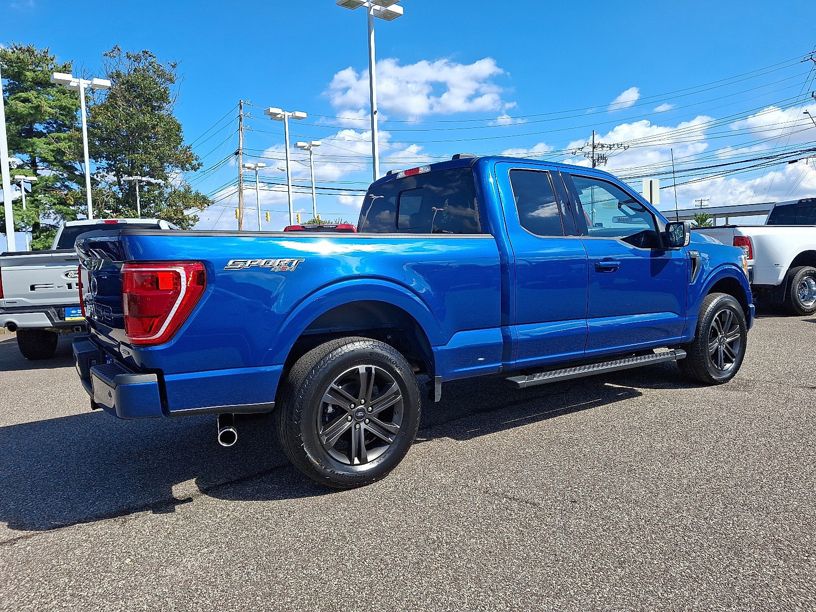 Certified 2022 Ford F150 XLT w/ Equipment Group 302A High image 8