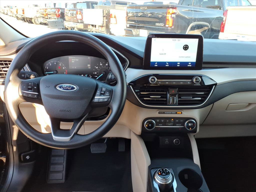 Certified 2020 Ford Escape SE image 14