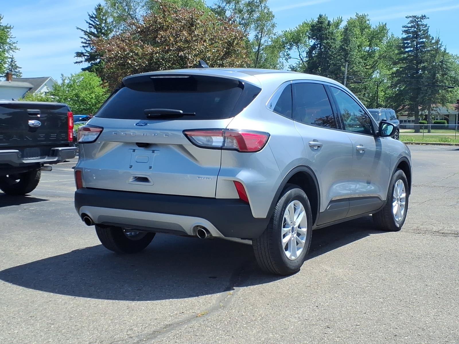 Certified 2022 Ford Escape SE w/ Convenience Package AWD/4WD image 6