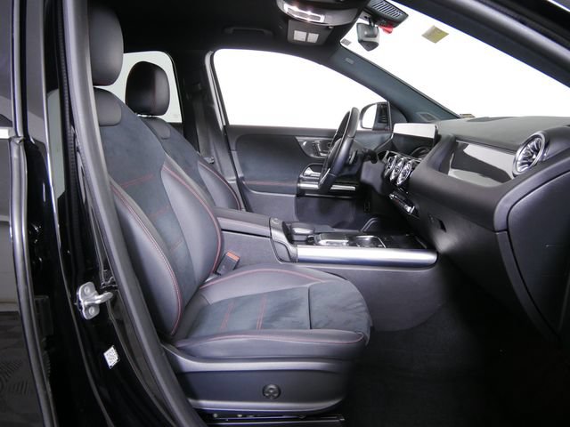 Used 2023 Mercedes-Benz GLA 250 4MATIC image 13