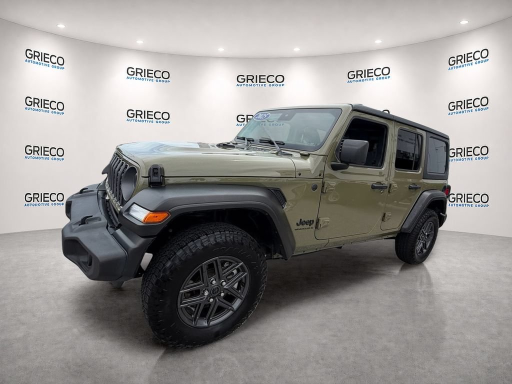 Used 2025 Jeep Wrangler Unlimited Sport AWD/4WD image 3