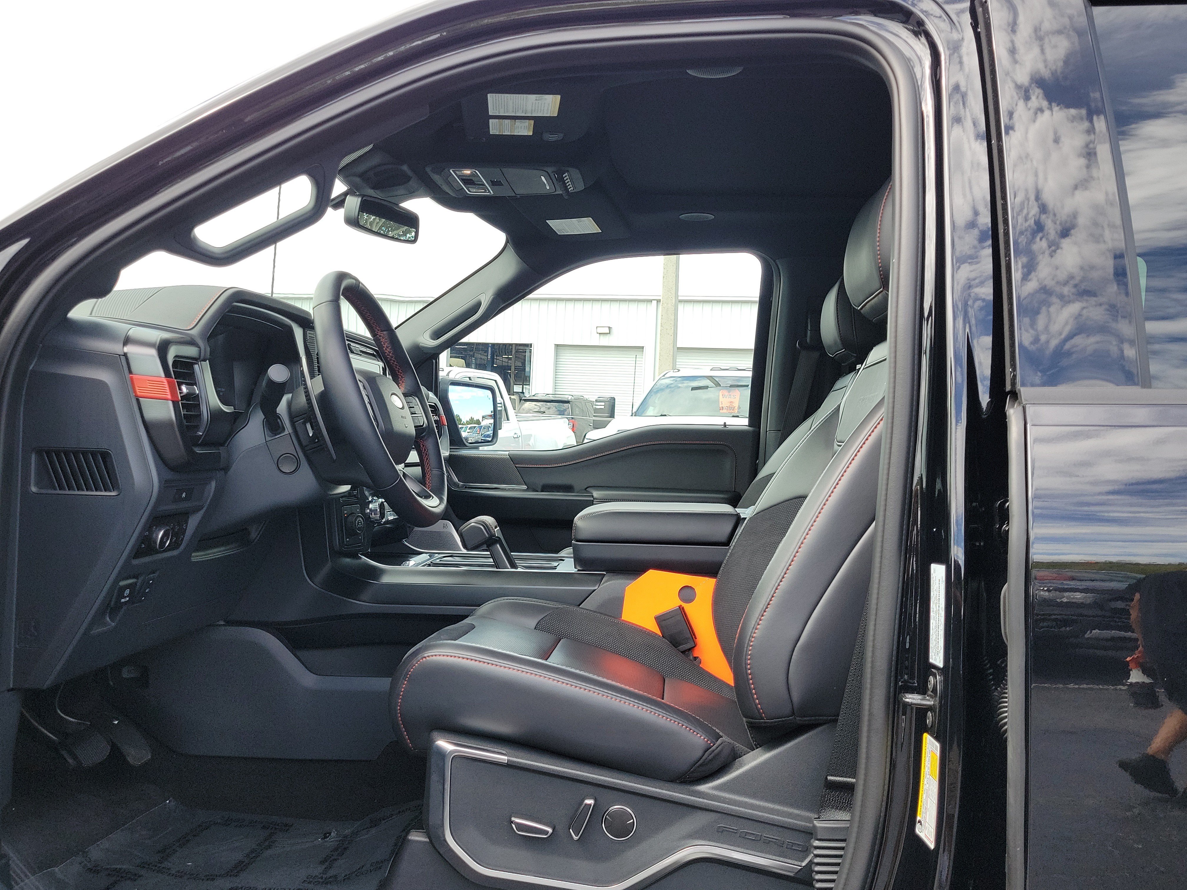 Certified 2025 Ford F150 Raptor AWD/4WD image 20