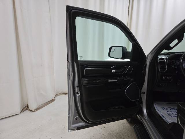 Used 2024 RAM 1500 Laramie AWD/4WD image 30