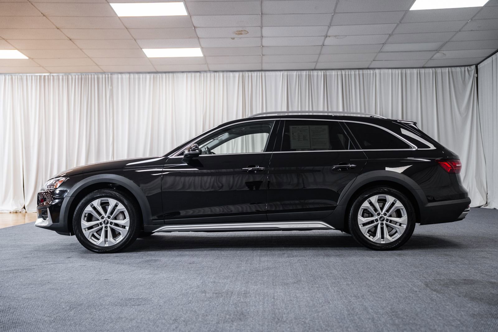 Used 2021 Audi A4 2.0T allroad Prestige AWD/4WD image 5