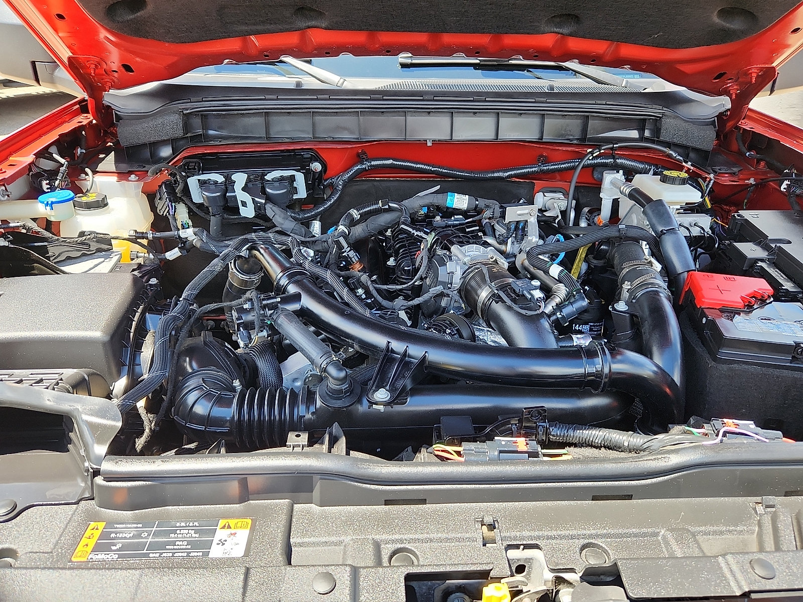 Certified 2024 Ford Bronco Wildtrak AWD/4WD image 27