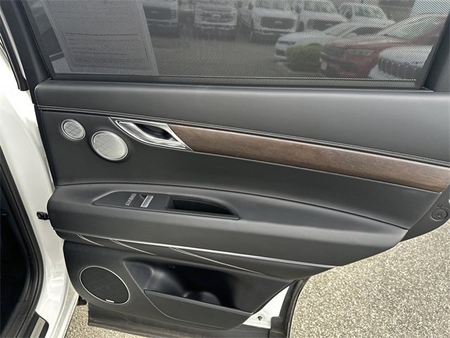 Used 2024 Genesis GV80 2.5T w/ Prestige Package image 40