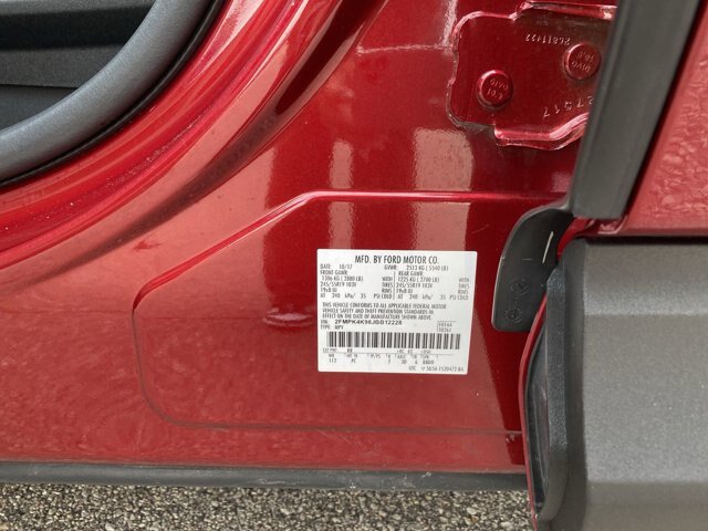 Certified 2018 Ford Edge Titanium w/ Equipment Group 301A AWD/4WD image 25