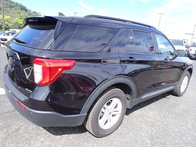 Certified 2023 Ford Explorer XLT image 4