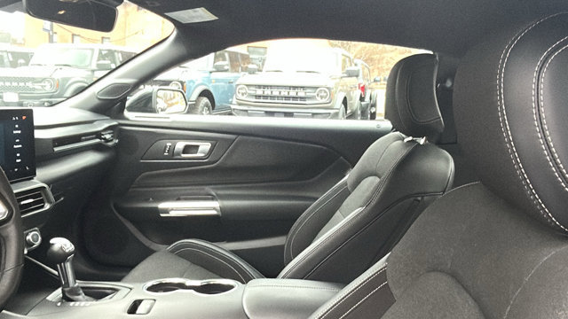 Certified 2024 Ford Mustang Coupe image 27