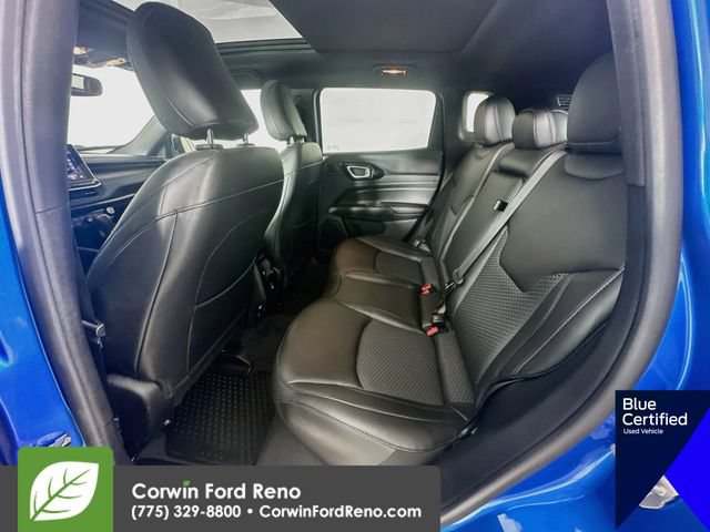Used 2022 Jeep Compass Latitude w/ Sun and Sound Group AWD/4WD image 28