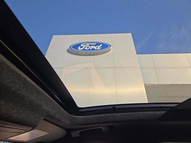 Certified 2023 Ford Escape ST-Line Select w/ Tech Pack #2 image 20