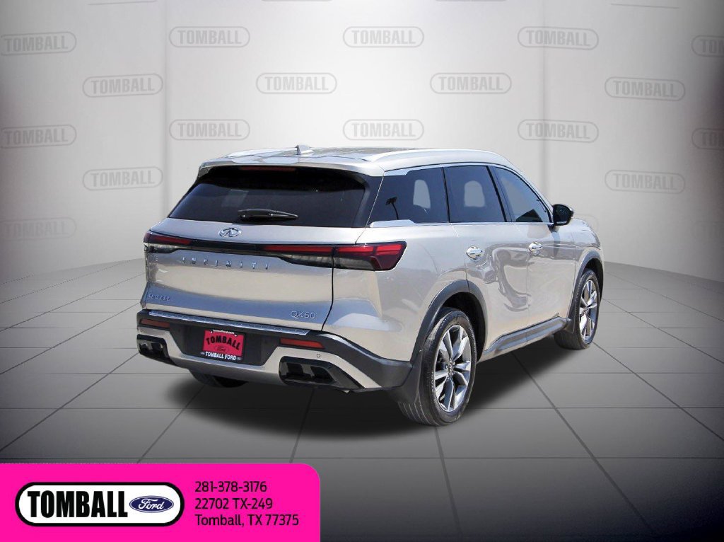 Used 2023 INFINITI QX60 Luxe w/ Vision Package FWD image 8