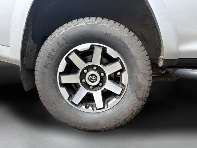 Used 2018 Toyota 4Runner TRD Off-Road Premium AWD/4WD image 21