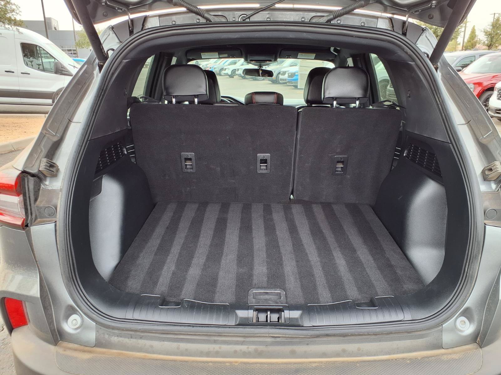Certified 2025 Ford Escape ST-Line Select AWD/4WD image 16