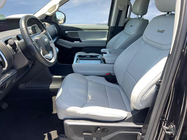 Certified 2025 Ford Expedition Max Platinum w/ Driver's Package AWD/4WD image 10