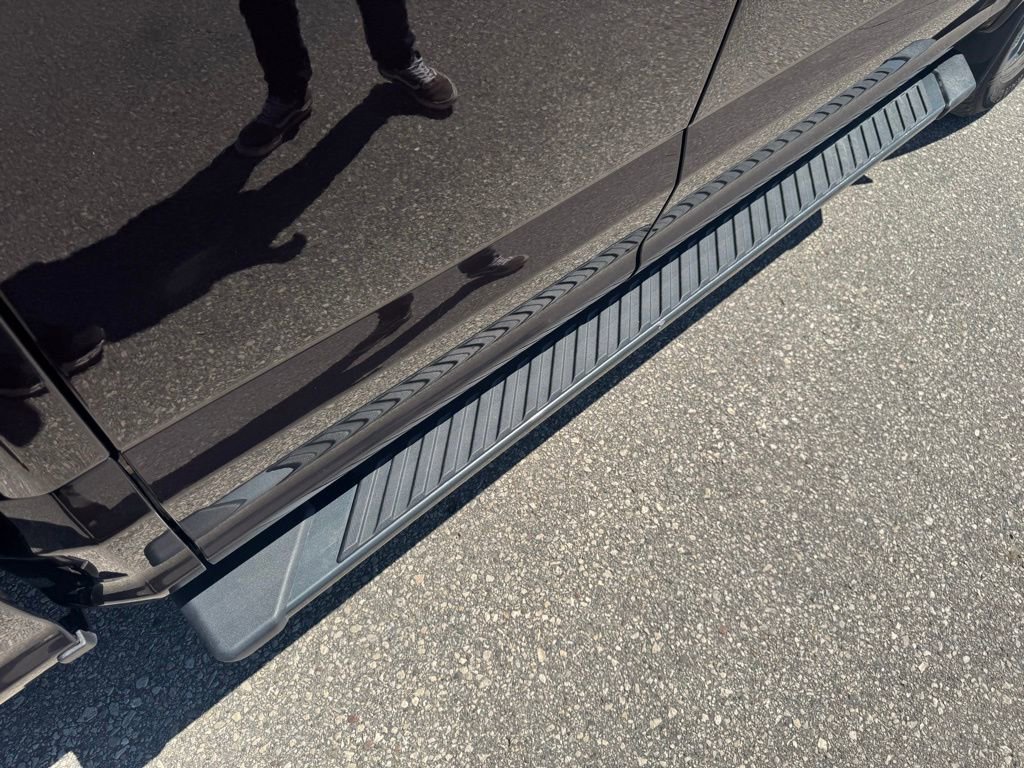 Certified 2018 Ford F150 XLT w/ Equipment Group 302A Luxury image 40