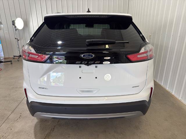 Certified 2024 Ford Edge SEL w/ Convenience Package AWD/4WD image 32