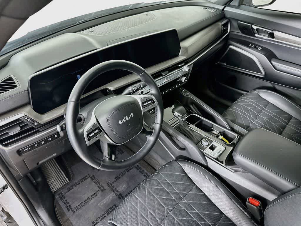 Used 2024 Kia Telluride EX X-Line AWD/4WD image 2