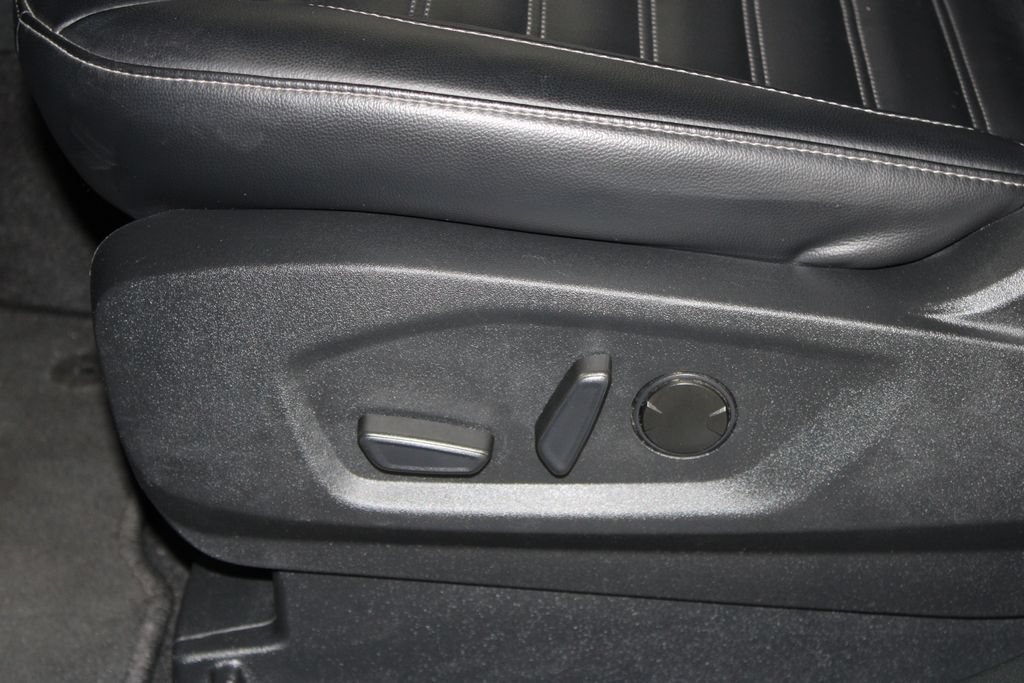 Certified 2024 Ford Edge SEL AWD/4WD image 15