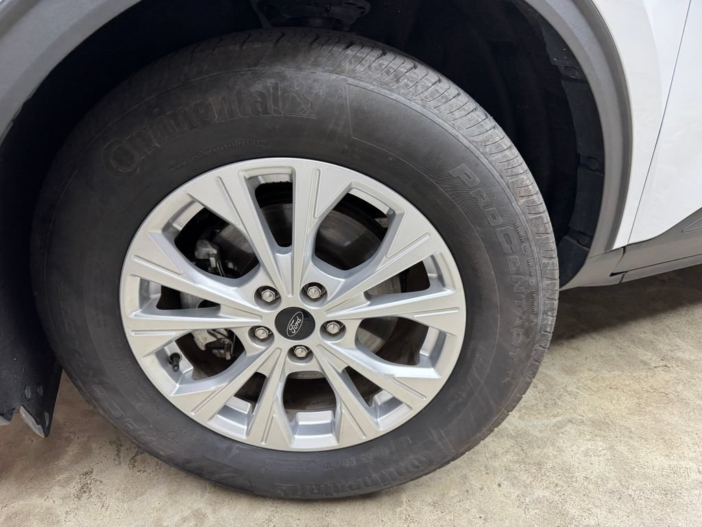 Certified 2023 Ford Escape Active AWD/4WD image 30