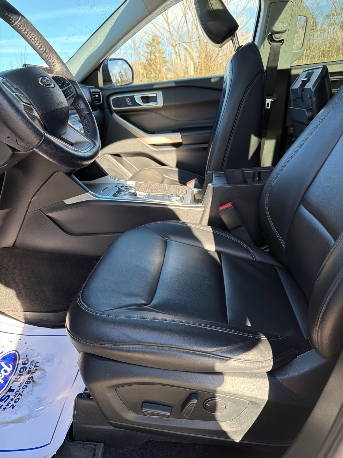 Certified 2022 Ford Explorer XLT w/ Equipment Group 202A image 18