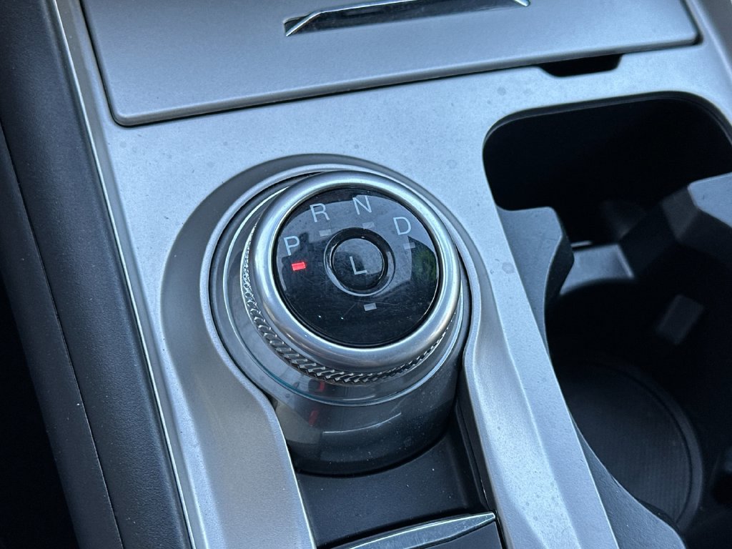 Certified 2023 Ford Explorer XLT RWD image 19