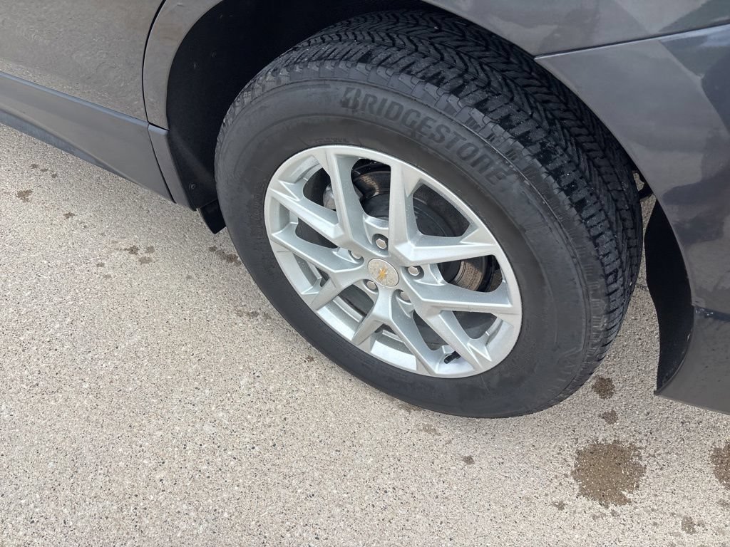Used 2023 Chevrolet Equinox LT AWD/4WD image 8