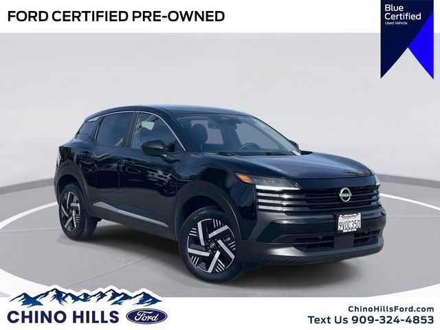 Used 2025 Nissan Kicks SV FWD image 1
