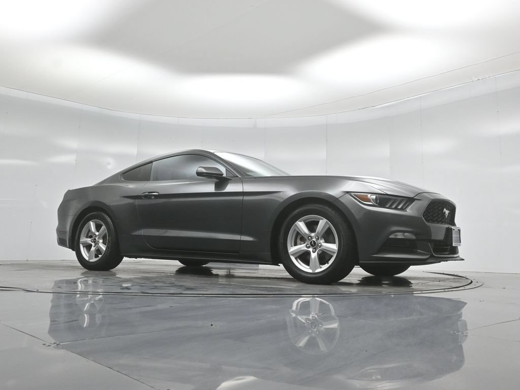 Certified 2017 Ford Mustang Coupe RWD image 4