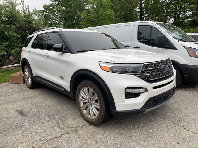 Certified 2024 Ford Explorer King Ranch w/ Technology Package AWD/4WD image 2