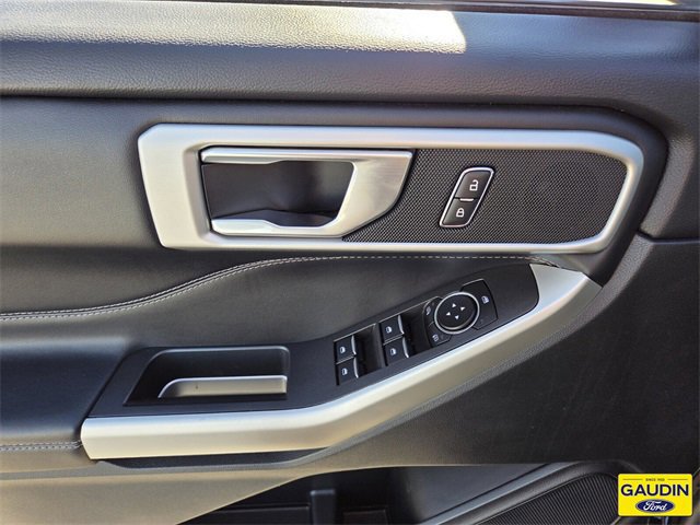 Certified 2022 Ford Explorer XLT w/ Class IV Trailer Tow Package image 18