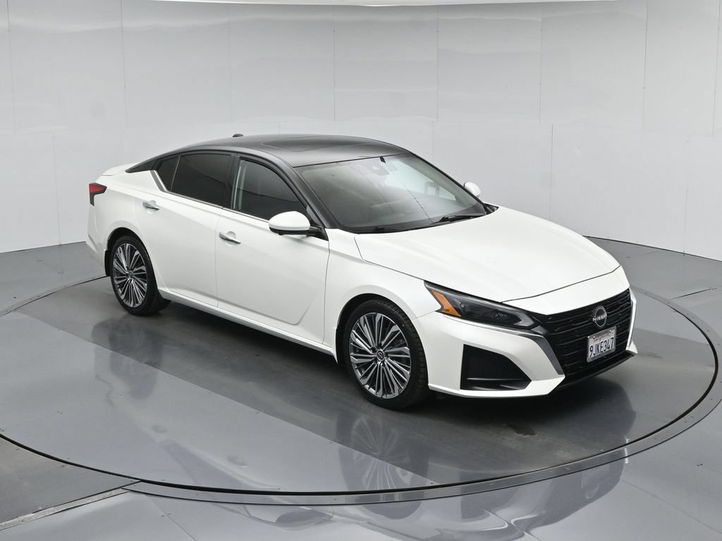 Used 2024 Nissan Altima 2.5 SL FWD image 47