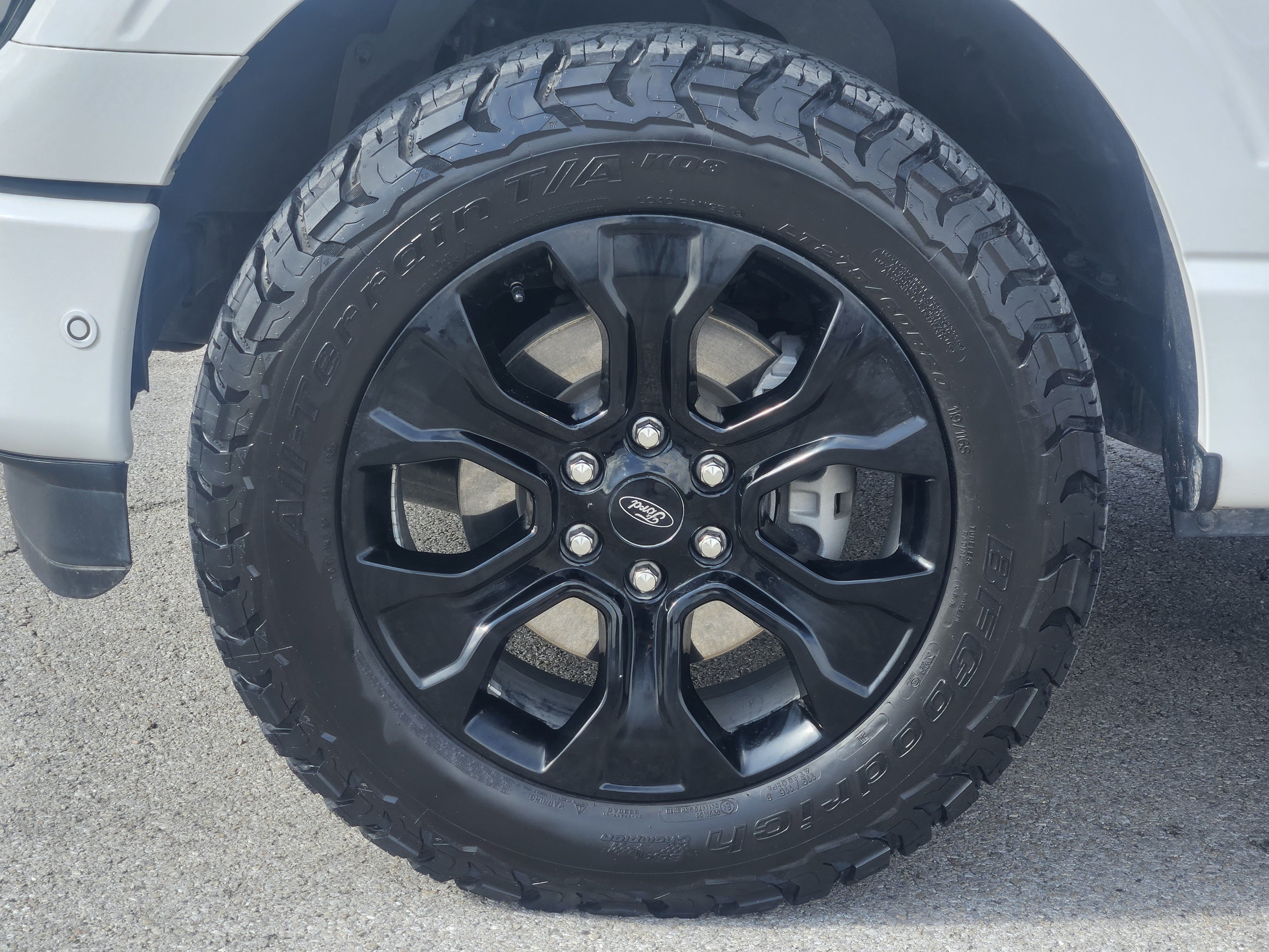 Certified 2023 Ford F150 Platinum w/ Equipment Group 701A High AWD/4WD image 10