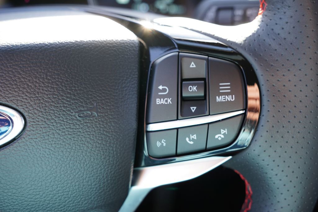 Certified 2025 Ford Explorer ST-Line AWD/4WD image 35