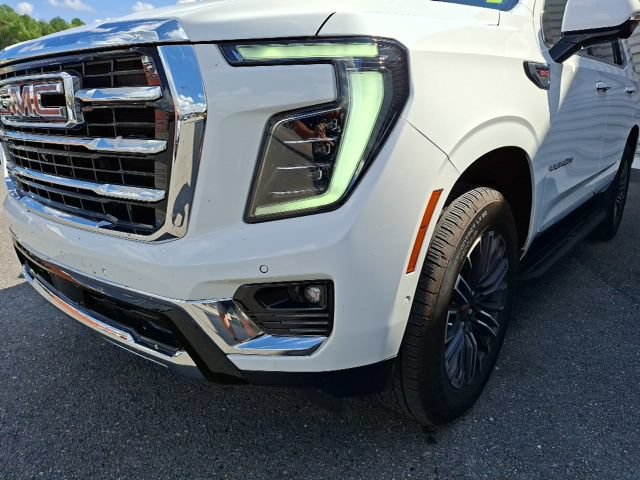 Used 2026 GMC Yukon Elevation w/ Elevation Premium Package AWD/4WD image 9
