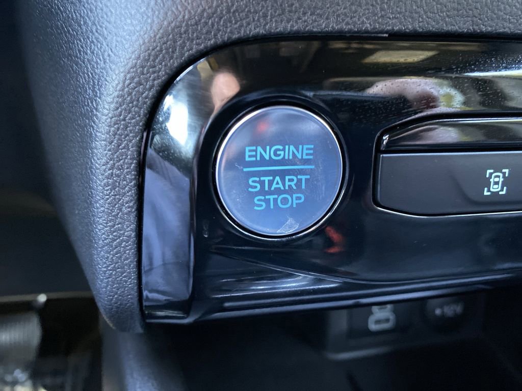 Certified 2025 Ford Escape ST-Line w/ Tech Pack #1 image 33