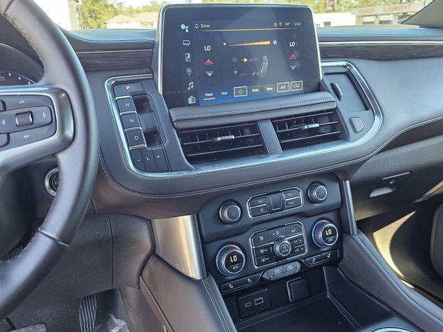 Used 2024 Chevrolet Suburban LT image 10