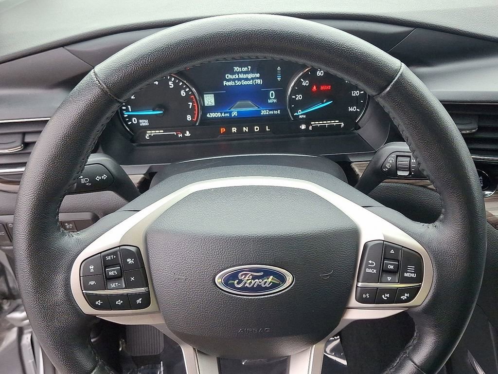 Certified 2024 Ford Explorer Limited image 21