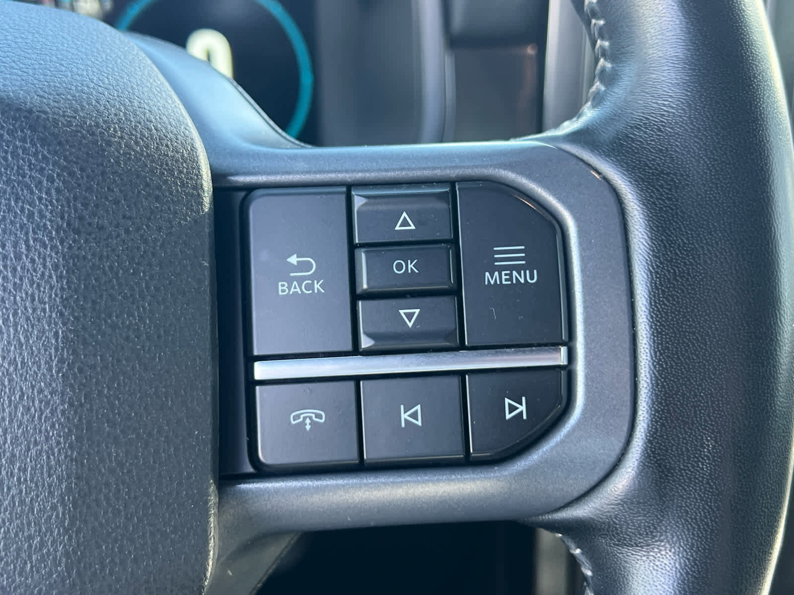 Certified 2023 Ford F150 Lariat w/ Equipment Group 502A High image 31