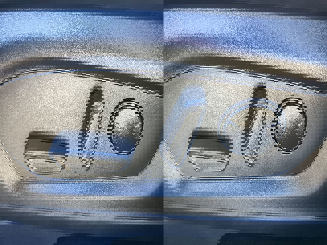 Certified 2025 Ford Explorer ST image 29