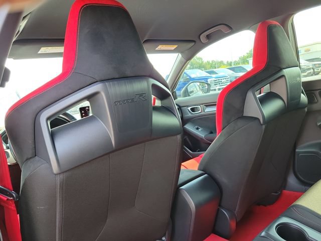 Used 2025 Honda Civic Type R image 11