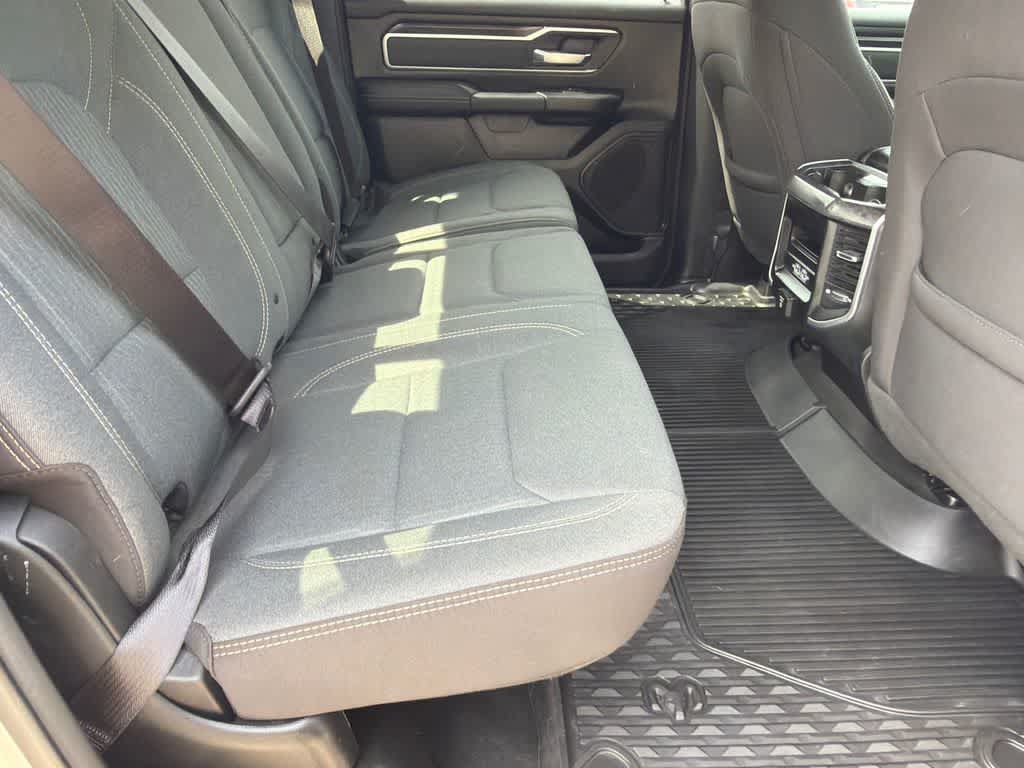Used 2022 RAM 1500 Big Horn AWD/4WD image 16