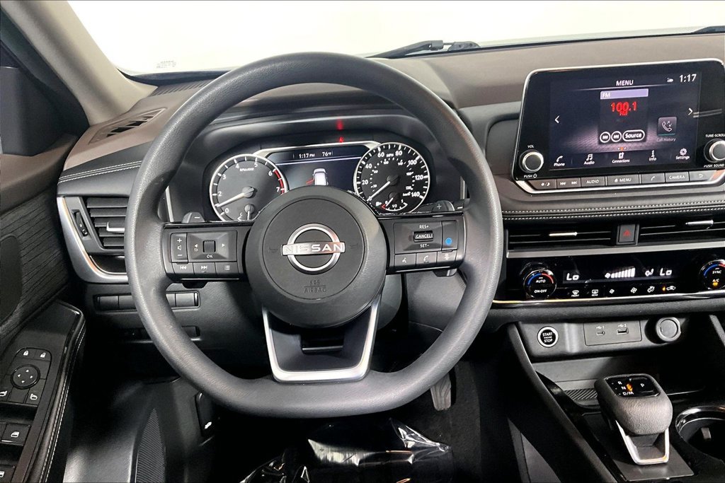 Used 2023 Nissan Rogue SV AWD/4WD image 5