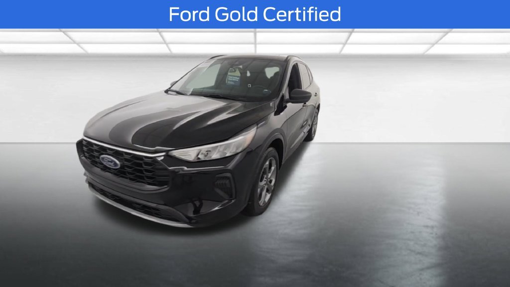 Certified 2024 Ford Escape ST-Line w/ Tech Pack #1 AWD/4WD image 2
