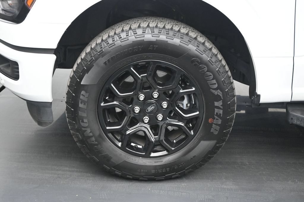 Certified 2025 Ford F150 XLT w/ Equipment Group 302A MID AWD/4WD image 25