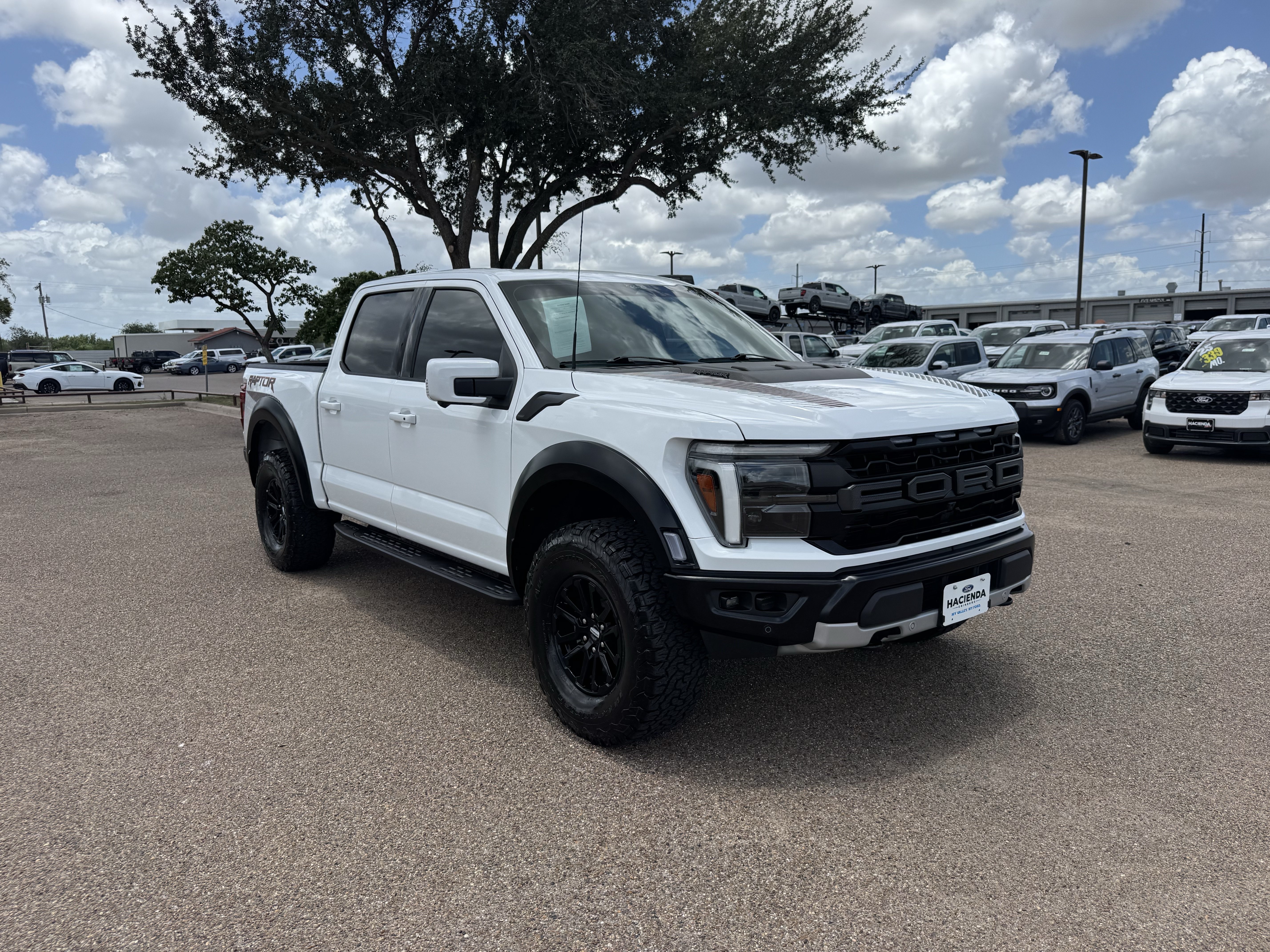 Certified 2025 Ford F150 Raptor AWD/4WD image 3