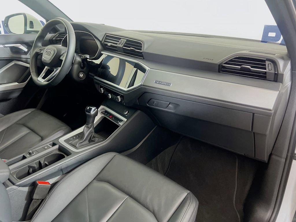 Used 2025 Audi Q3 2.0T Premium AWD/4WD image 33