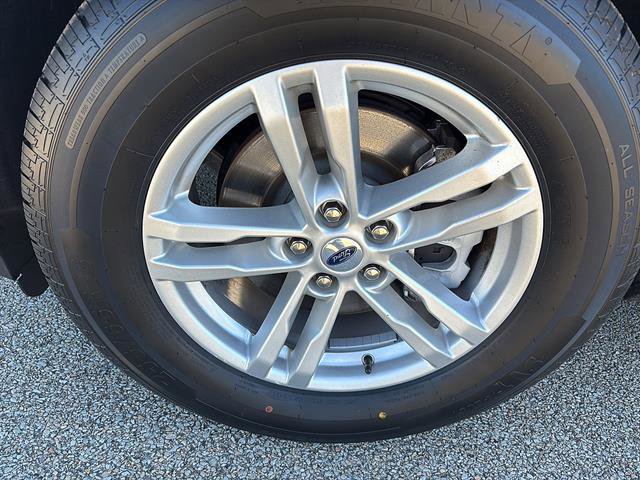 Certified 2023 Ford Explorer XLT w/ Equipment Group 202A AWD/4WD image 9